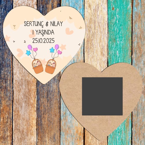 İkiz Bebek Ahşap Kalp Magnet