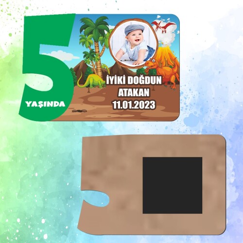 Dinazor Temalı Yeşil Rakamlı Ahşap 5 Yaşında Magnet