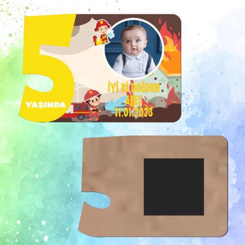 İtfaiyeci Çocuk 5 Yaşında Magnet Sarı Rakam