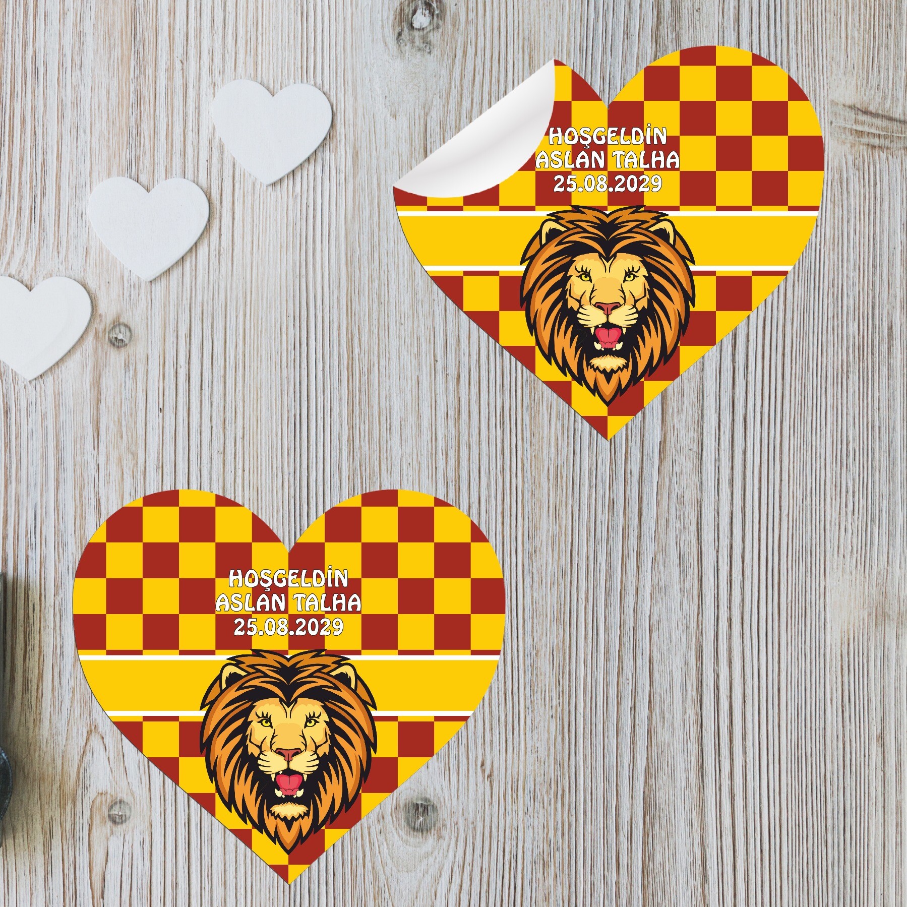 Aslan Cimbomlu Kalp Şeklinde Sticker Etiket