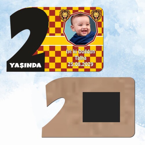 Aslan Cimbomlu 2 Yaşında Siyah Rakam Magnet Ahşap