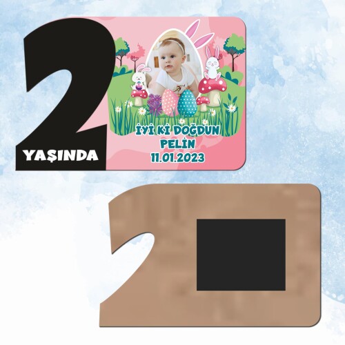 Tavşan Kız Temalı 2 Yaşında Siyah Rakam Magnet Ahşap