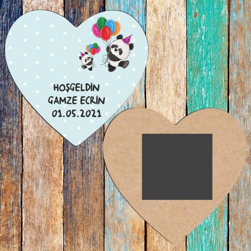 Panda Temalı Ahşap Kalp Magnet