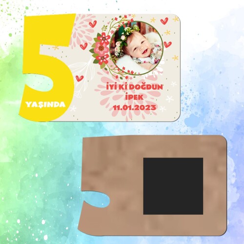 Çiçekli 5 Yaşında Magnet Sarı Rakam