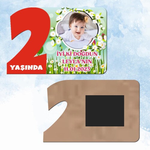 Papatya ve Laleli Kırmızı 2 Yaşında Ahşap Mıknatıslı