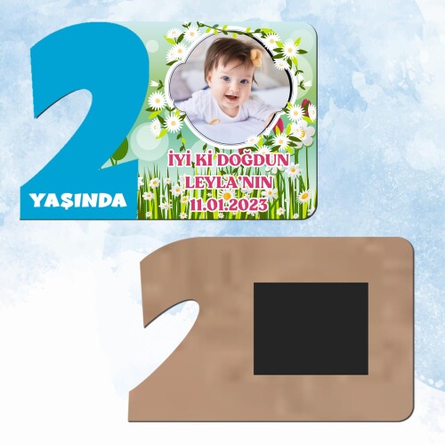 Papatya ve Laleli 2 Yaş Mavi Rakam Ahşap Magnet