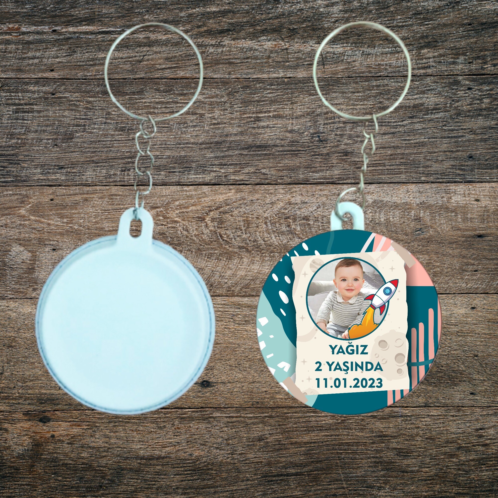 Roket Temalı Doğum Günü Anahtarlığı Plastik