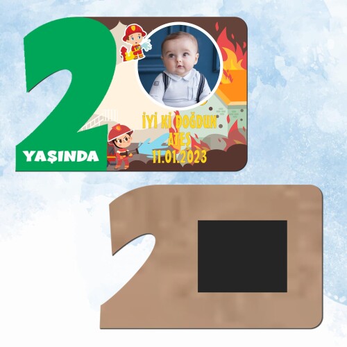 İtfaiyeci Çocuk Yeşil Rakamlı 2 Yaş Hediye Ahşap Magnet