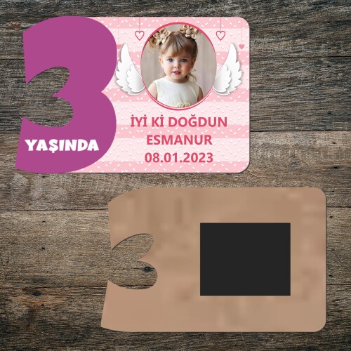 Melek Kanadı Temalı 3 Yaşında Mor Rakam Ahşap Magnet