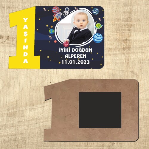 Uzay Temalı Sarı Rakamlı 1 Yaşında Magnet Ahşap