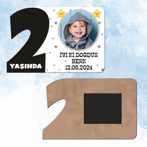 Star Temalı 2 Yaşında Siyah Rakam Magnet Ahşap