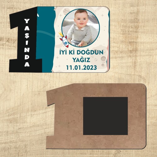 Roket Temalı 1 Yaşındayım Siyah Rakam Magnet Ahşap