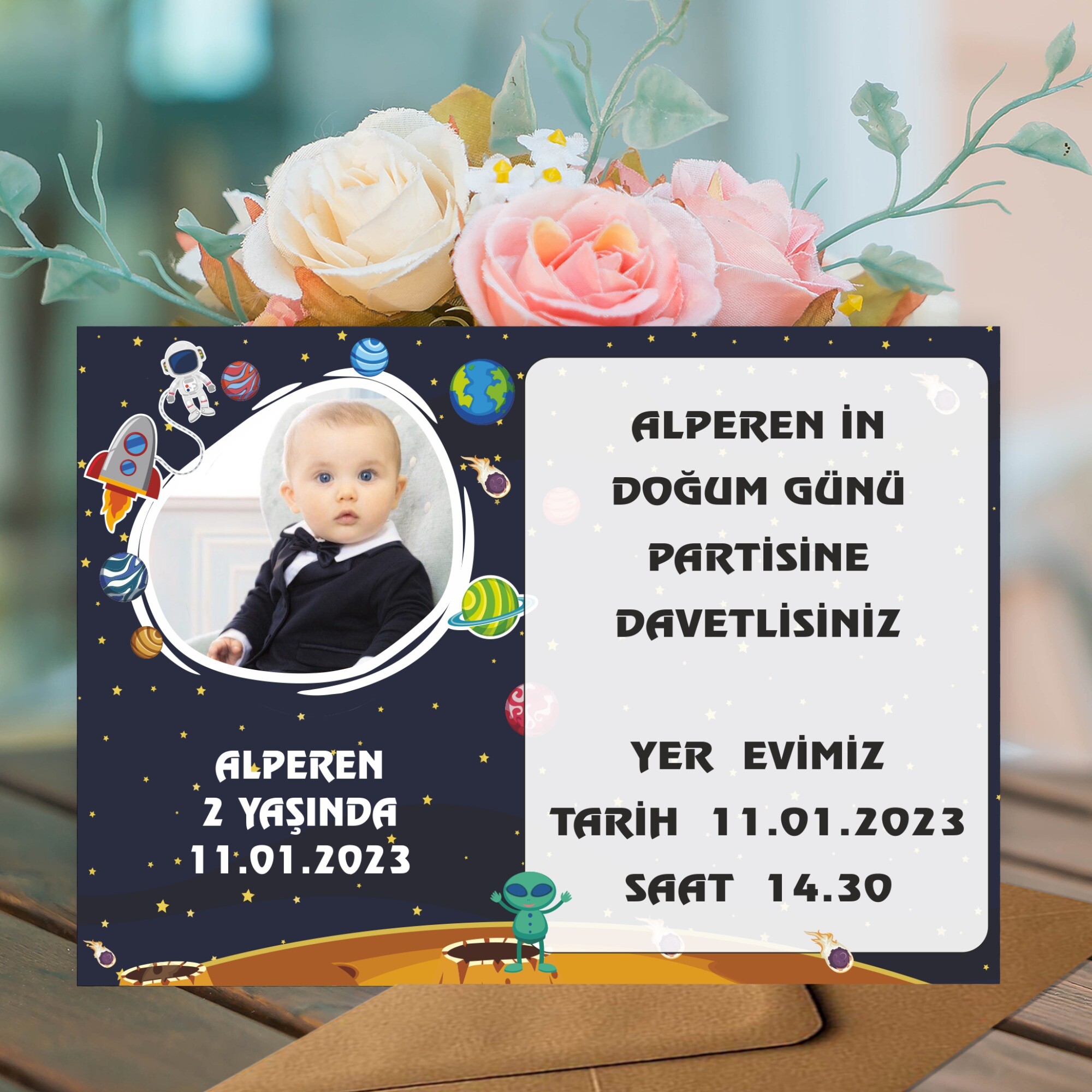 Uzay Temalı Doğum Günü İçin Zarflı Davetiye