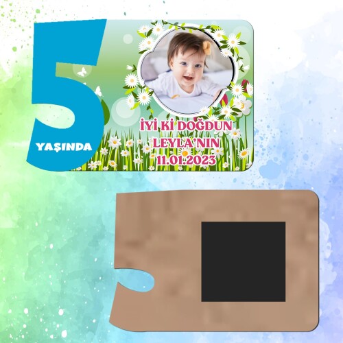 Papatya ve Laleli 5 Yaşında Erkek Çocuk Magnet Ahşap