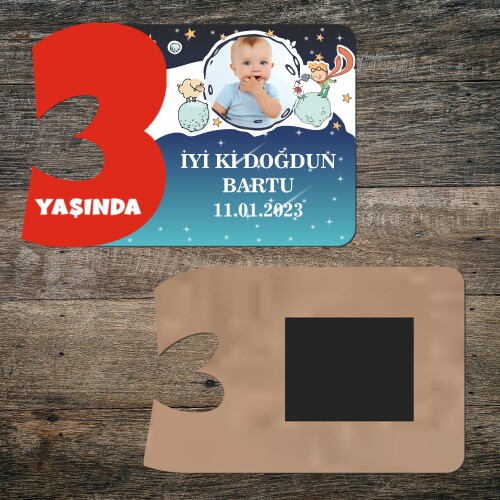 Küçük Prens 3 Yaşında Kırmızı Rakamlı Yaş Magneti