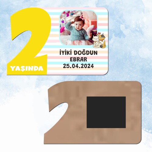 Sevimli Kediler 2 Yaş Sarı Rakam Doğum Günü Magneti