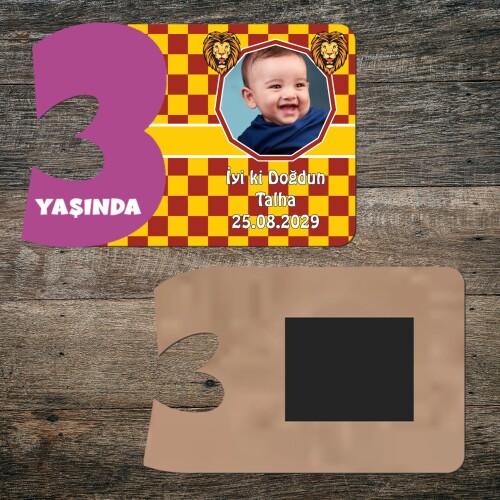 Aslan Cimbomlu 3 Yaşında Mor Rakam Ahşap Magnet