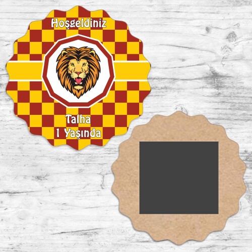 Aslan Cimbomlu Dalgalı Ahşap Bebek Magneti