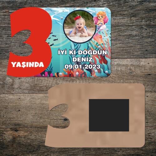 Deniz Kızı 3 Yaşında Kırmızı Rakamlı Yaş Magneti