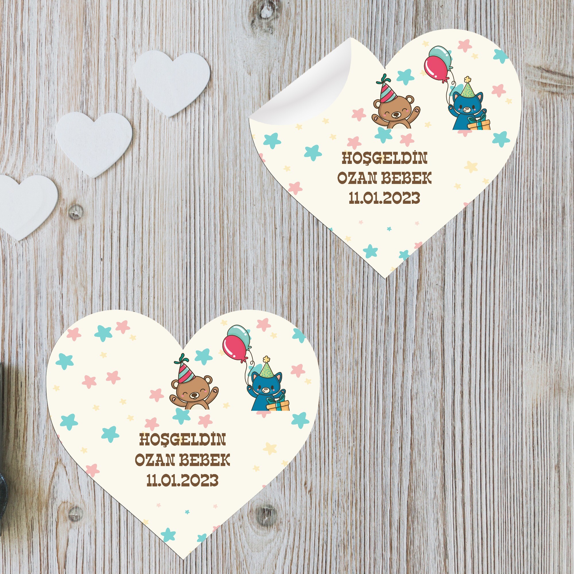 Ayı Figürlü Kalp Şeklinde Sticker Etiket