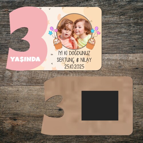 İkiz Bebek 3 Yaş İçin Pembe Rakamlı Yaş Magneti