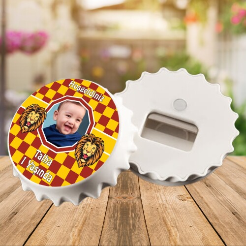 Aslan Cimbomlu Kapak Magnet Açacak