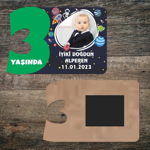 Uzay Temalı 3 Yaş İçin Yeşil Rakam Ahşap Doğum Günü Magneti