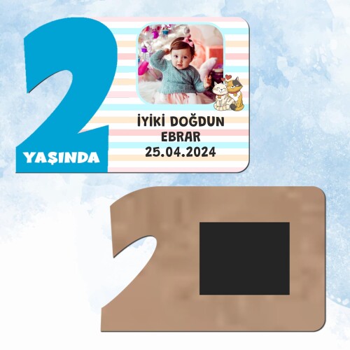 Sevimli Kediler 2 Yaş Mavi Rakam Ahşap Magnet