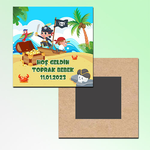 Korsan Temalı Hoşgeldin Bebek Kare Ahşap Magnet