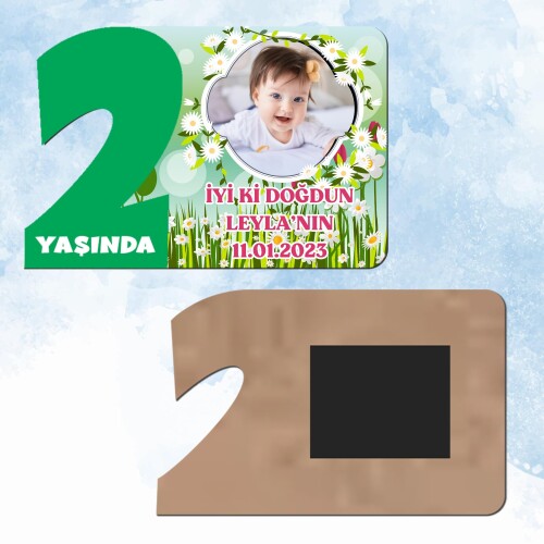 Papatya ve Laleli Yeşil Rakamlı 2 Yaş Hediye Ahşap Magnet