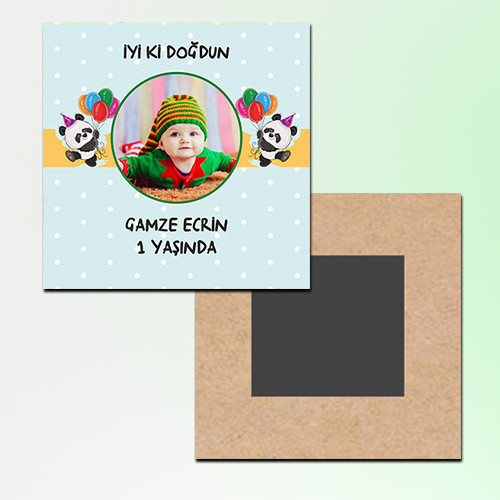 Panda Temalı Kare Ahşap Magnet