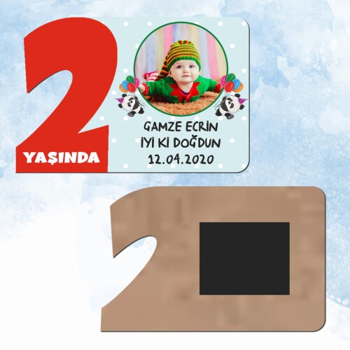 Panda Temalı Kırmızı 2 Yaşında Ahşap Mıknatıslı