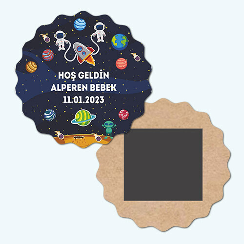 Uzay Temalı Dalgalı Ahşap Bebek Magneti